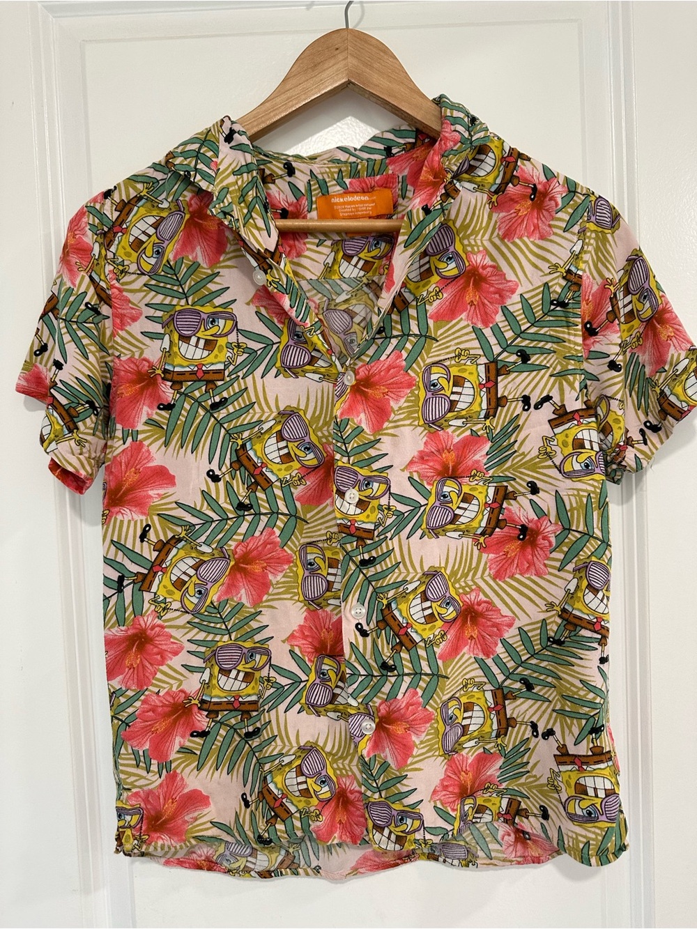 SpongeBob SquarePants Nickelodeon Button Up Tropical Floral Short-Sleeve Shirt